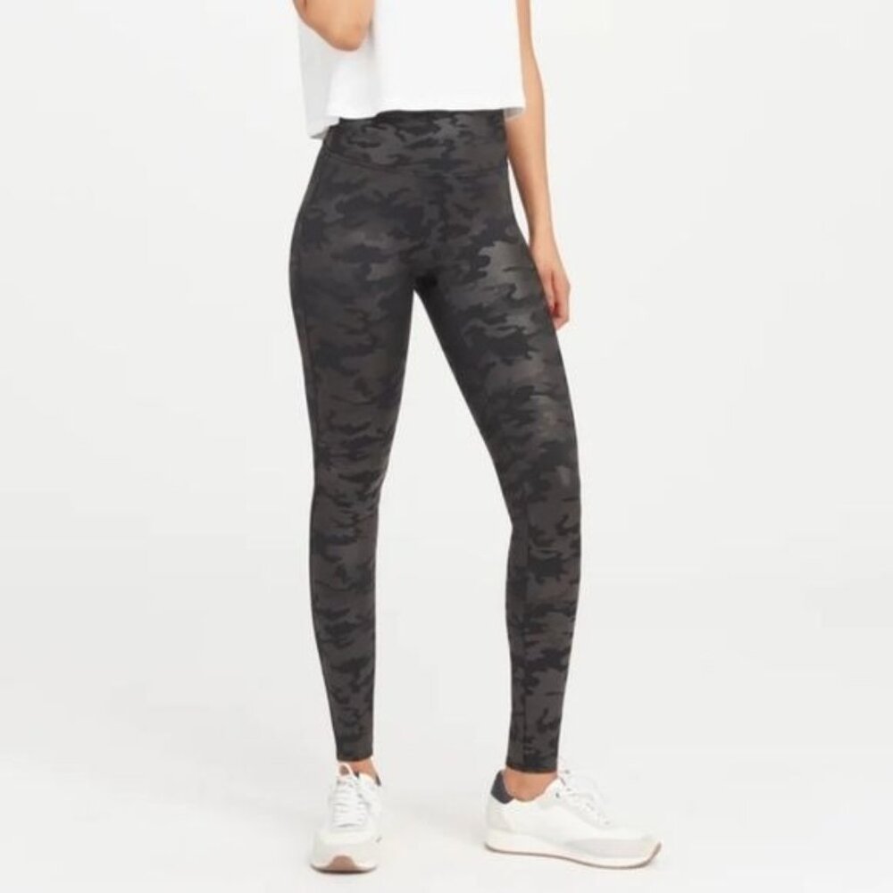 Spanx Faux Leather Camo Leggings S High Rise Contoured Waistband‎ Stretch Casual